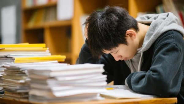 中国投资配资平台官网 中国的高考越来越难了吗？